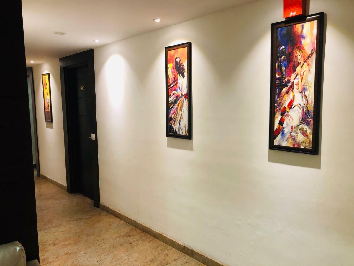 Hotel Royal Palace Hapur Dış mekan fotoğraf